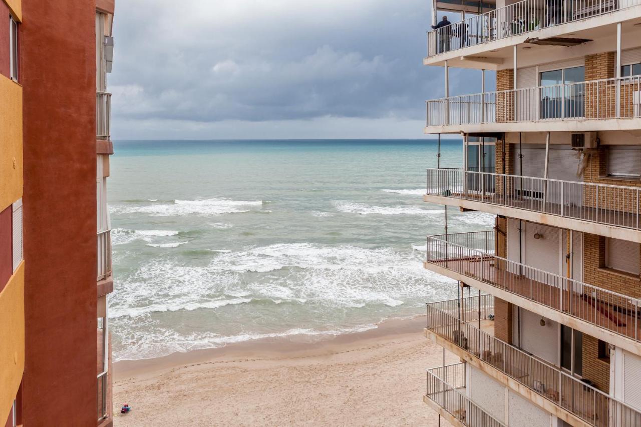 Appartamento Ático con espectacular terraza y vistas al mar Perelló Esterno foto