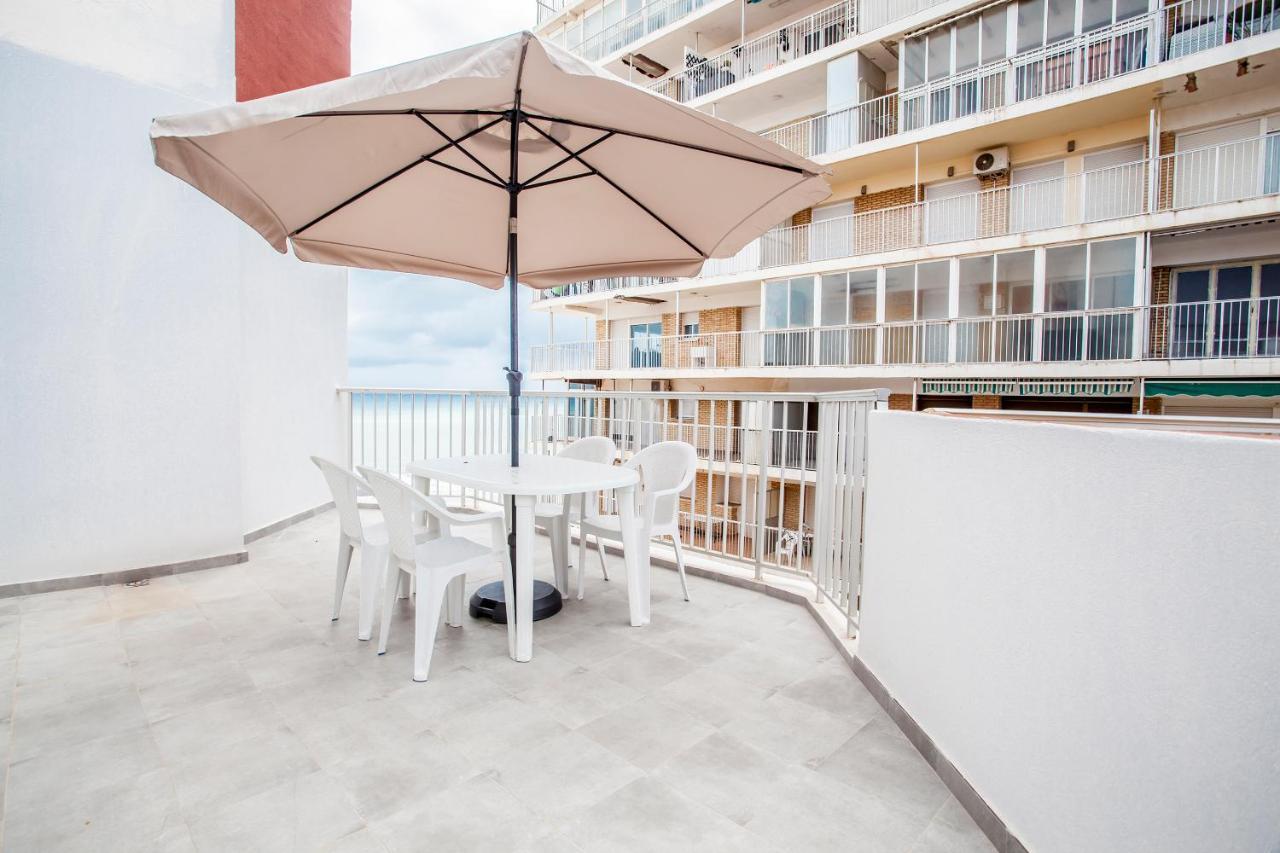 Appartamento Ático con espectacular terraza y vistas al mar Perelló Esterno foto