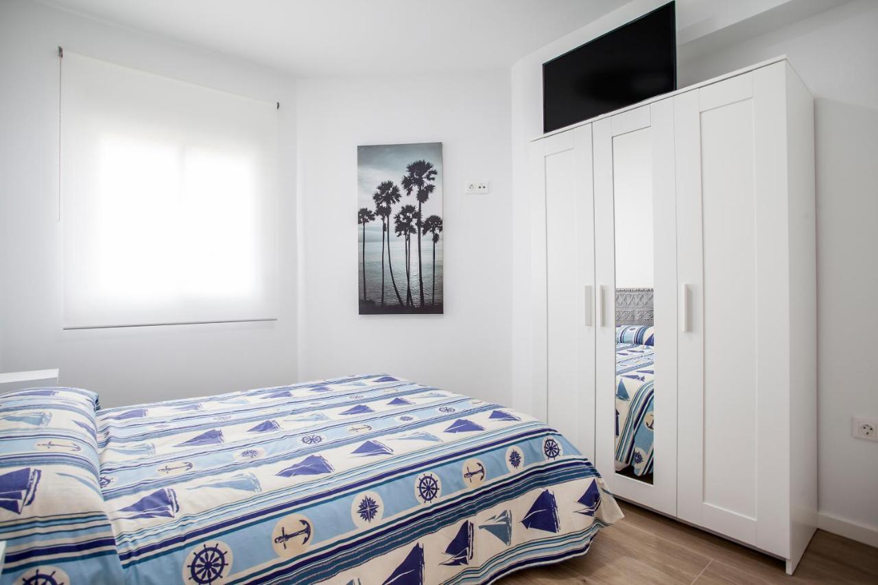 Appartamento Ático con espectacular terraza y vistas al mar Perelló Esterno foto